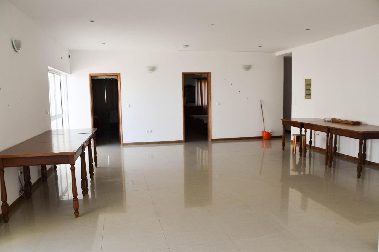 Residencial Vitoria Hotel Ponta Do Sol Luaran gambar