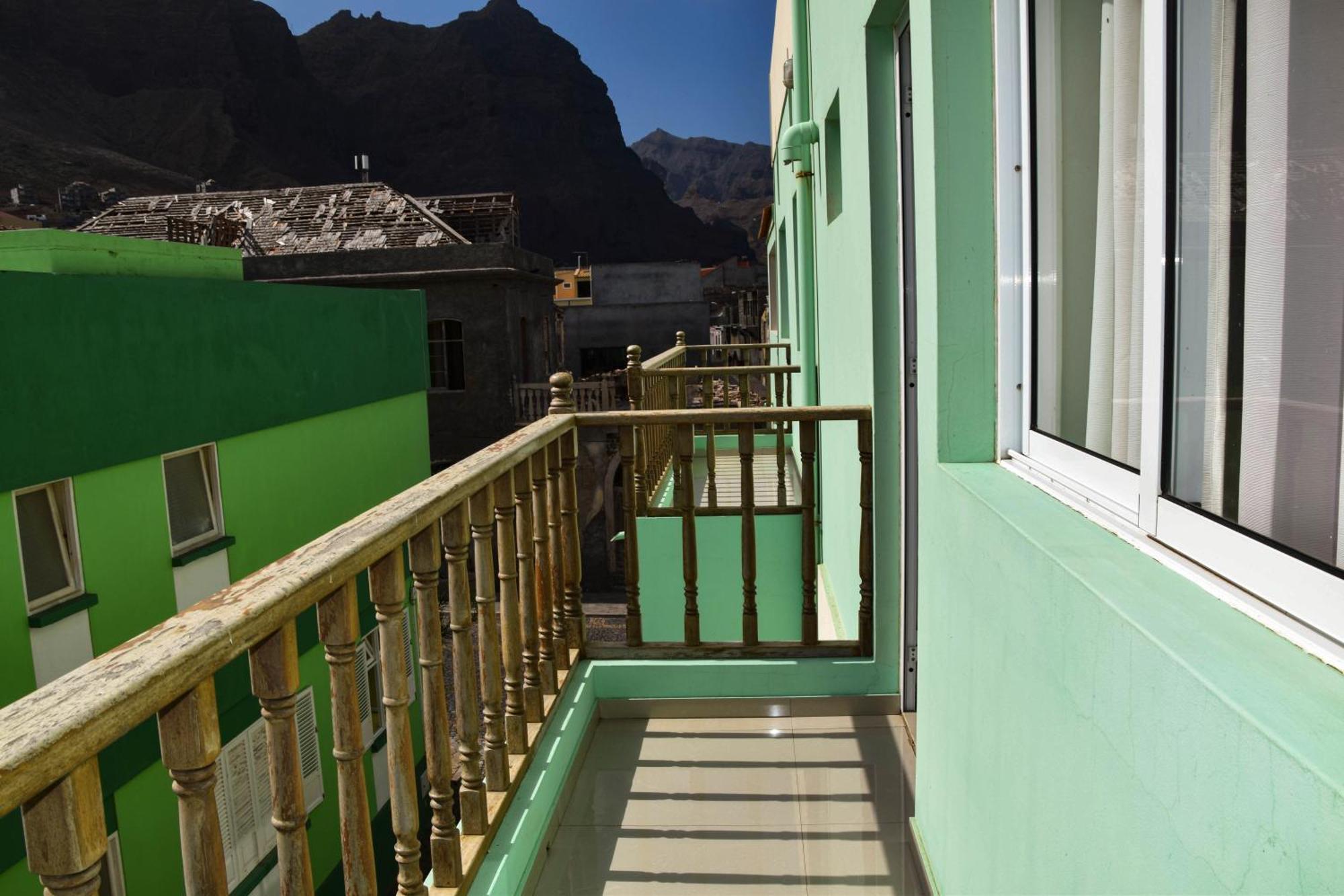 Residencial Vitoria Hotel Ponta Do Sol Bilik gambar
