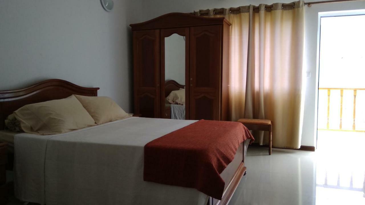Residencial Vitoria Hotel Ponta Do Sol Luaran gambar