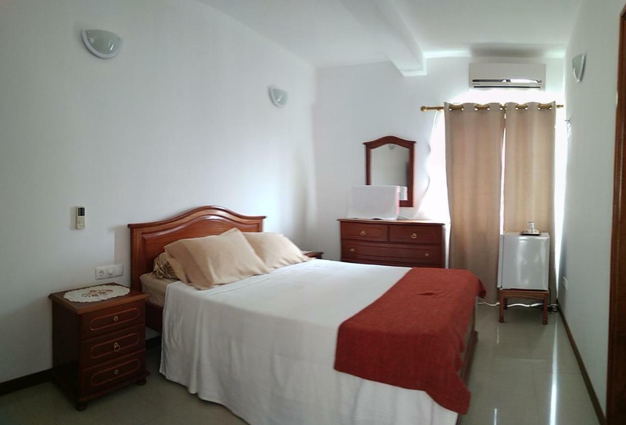 Residencial Vitoria Hotel Ponta Do Sol Luaran gambar